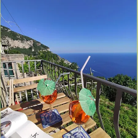 Charming In Apartment Positano