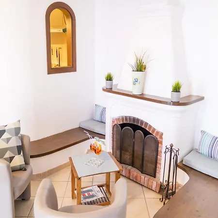 Apartment Charming In Positano