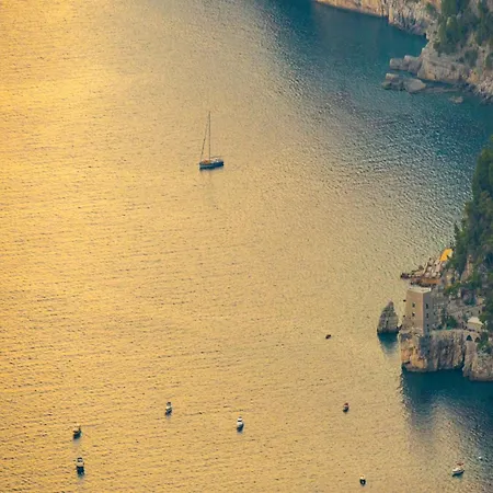 Apartment In Nocelle With Amalfi Coast Views * Positano
