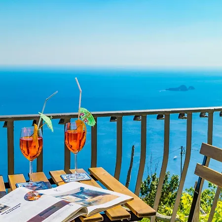 Apartment Charming In Positano